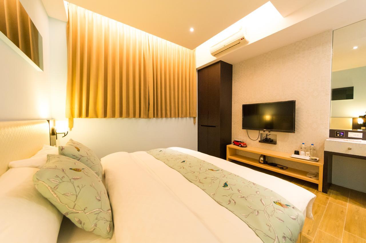 W Hostel Tainan Luaran gambar