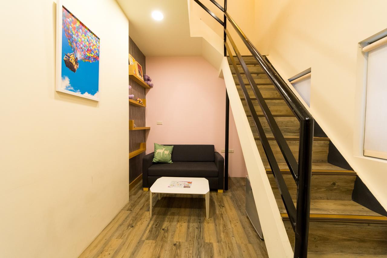 W Hostel Tainan Luaran gambar