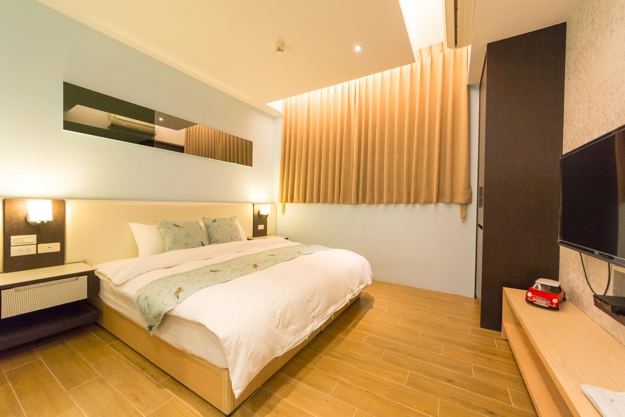W Hostel Tainan Luaran gambar